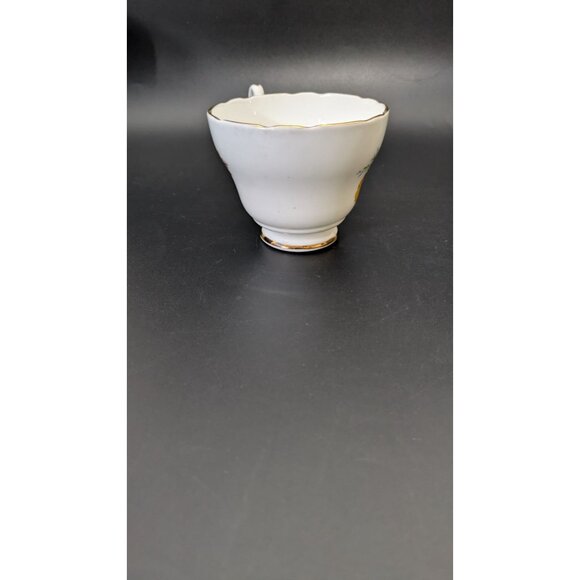 Vintage Regency Bone China Floral Tea Cup England Gold Trim - Picture 9 of 12